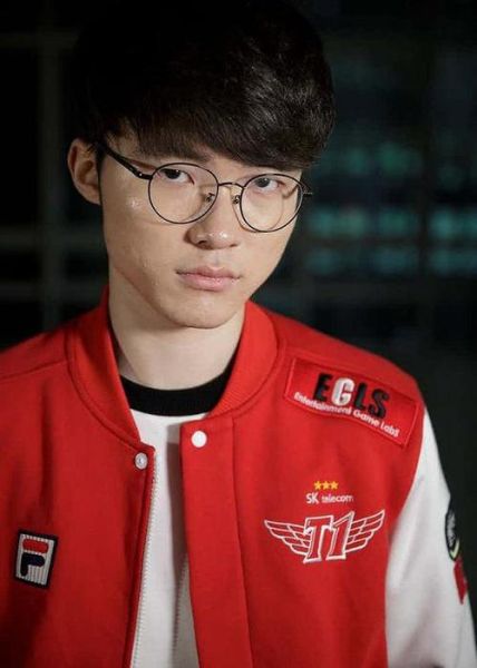 lolfaker（职业选手Faker在LOL比赛中的精彩表现）